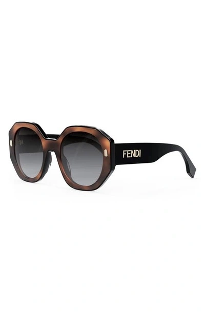 Fendi Women's FE40045I